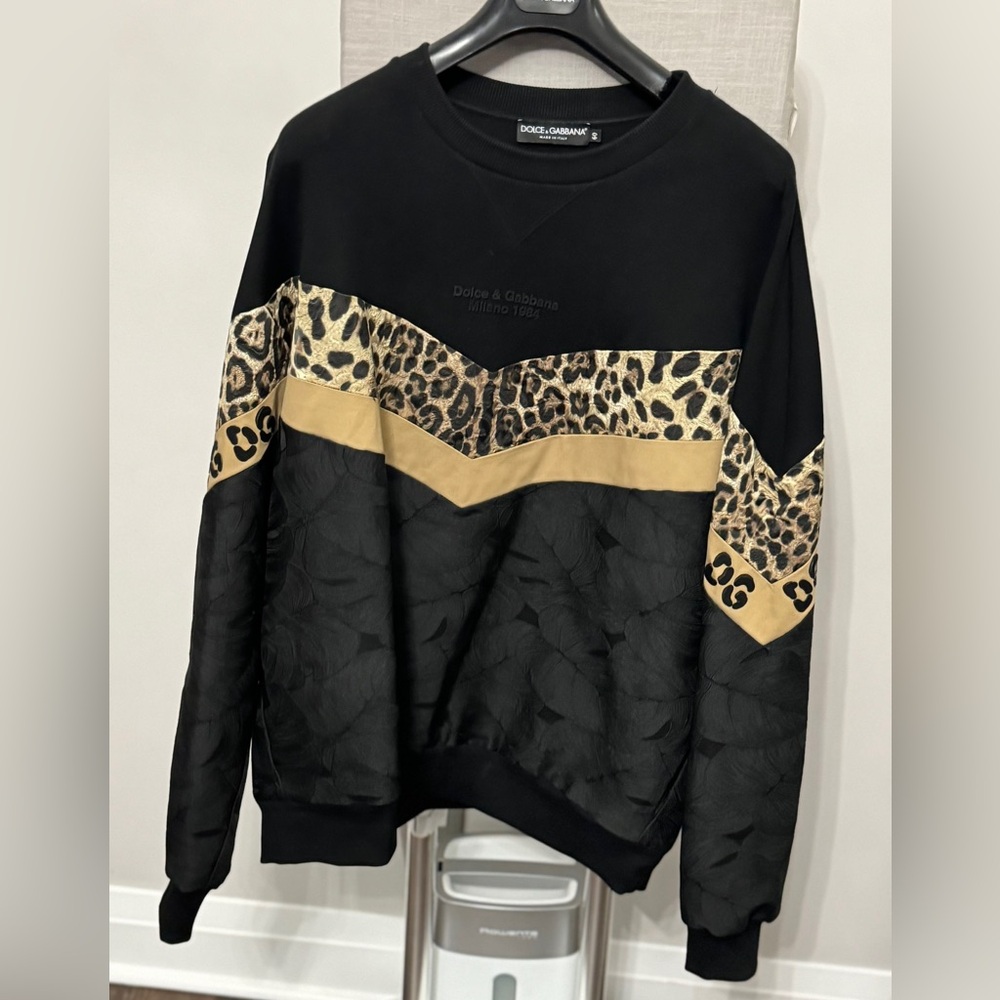 Dolce & Gabbana Sweater & Pants Set – Effortless Luxury, Iconic Style